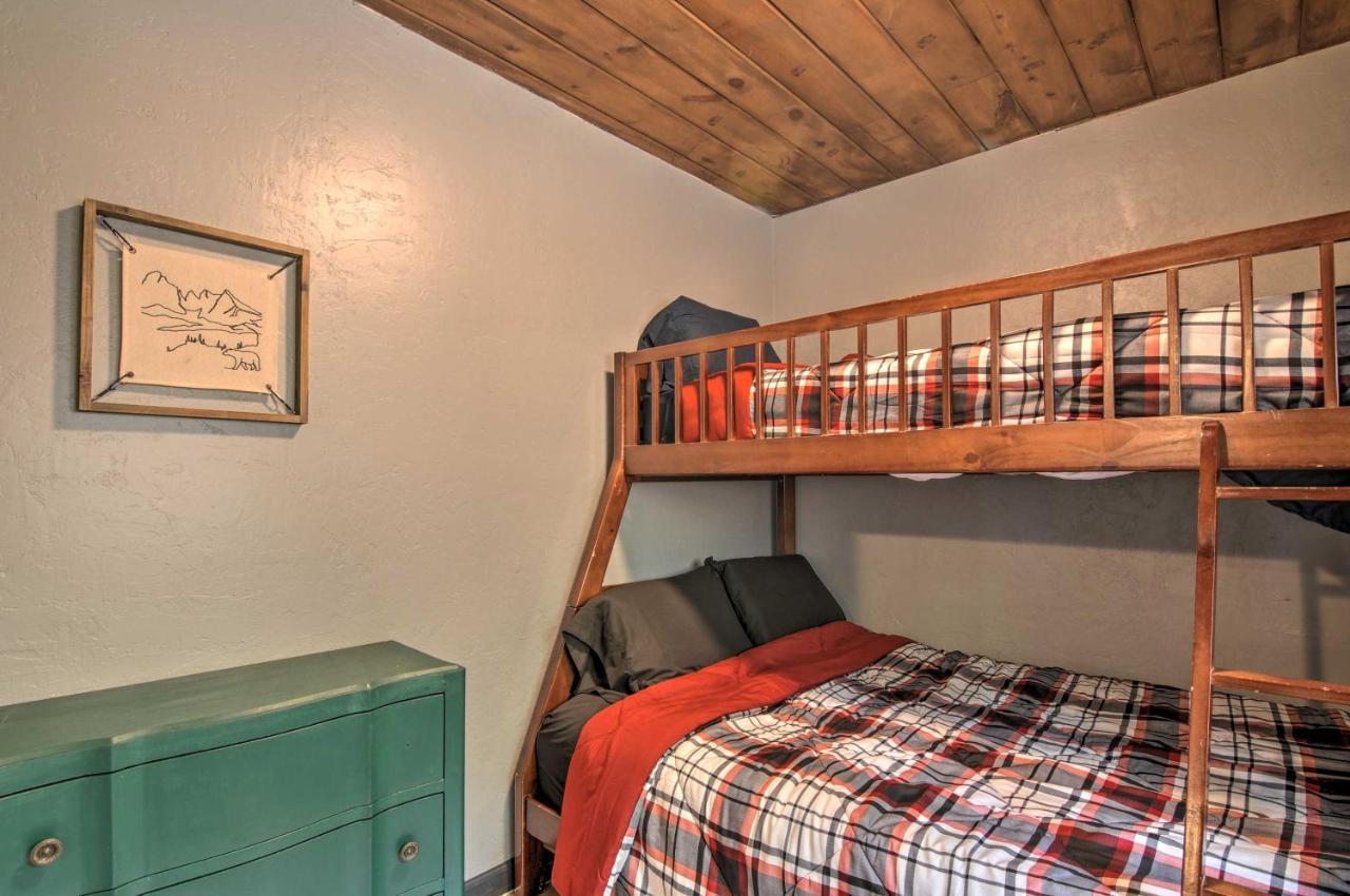 Pet-Friendly Duck Creek Village Retreat With Deck! Bagian luar foto