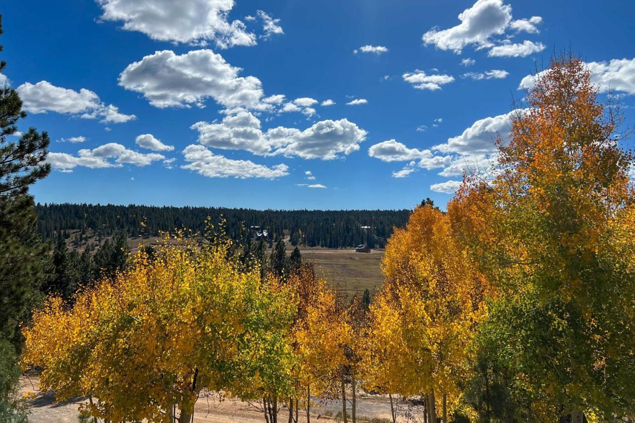 Pet-Friendly Duck Creek Village Retreat With Deck! Bagian luar foto