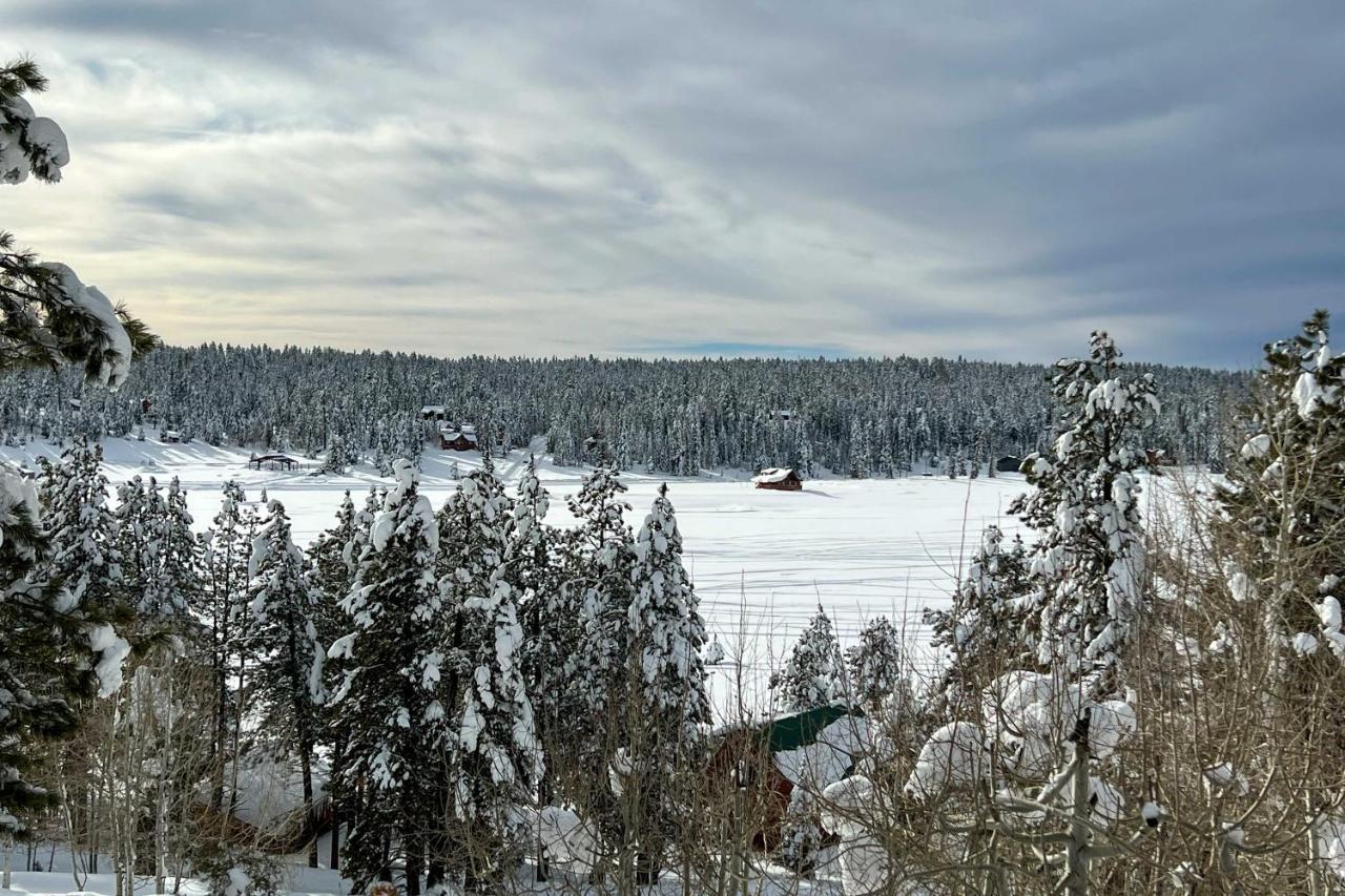 Pet-Friendly Duck Creek Village Retreat With Deck! Bagian luar foto