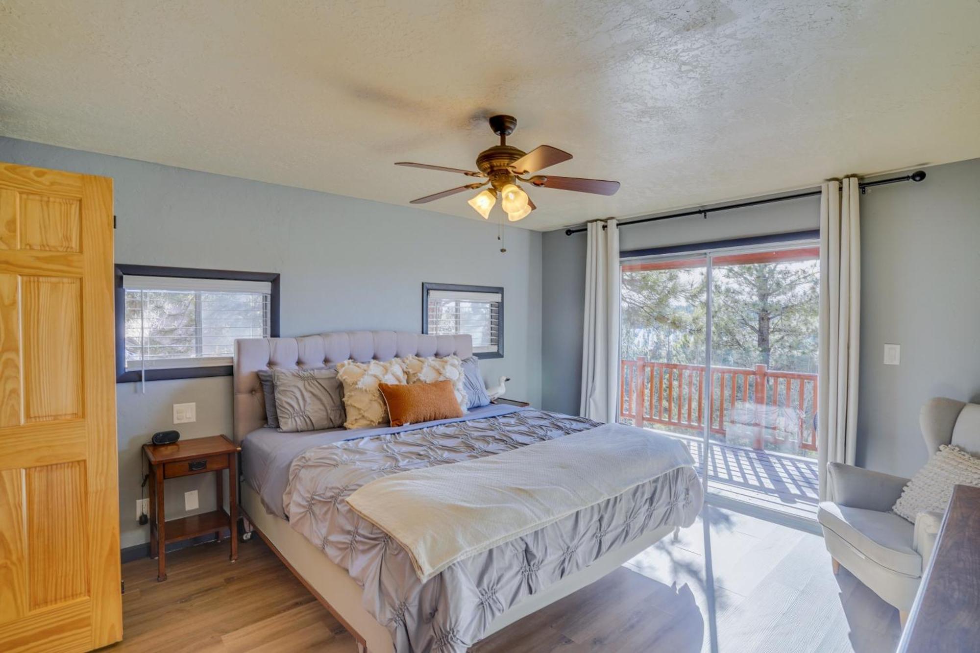 Pet-Friendly Duck Creek Village Retreat With Deck! Bagian luar foto